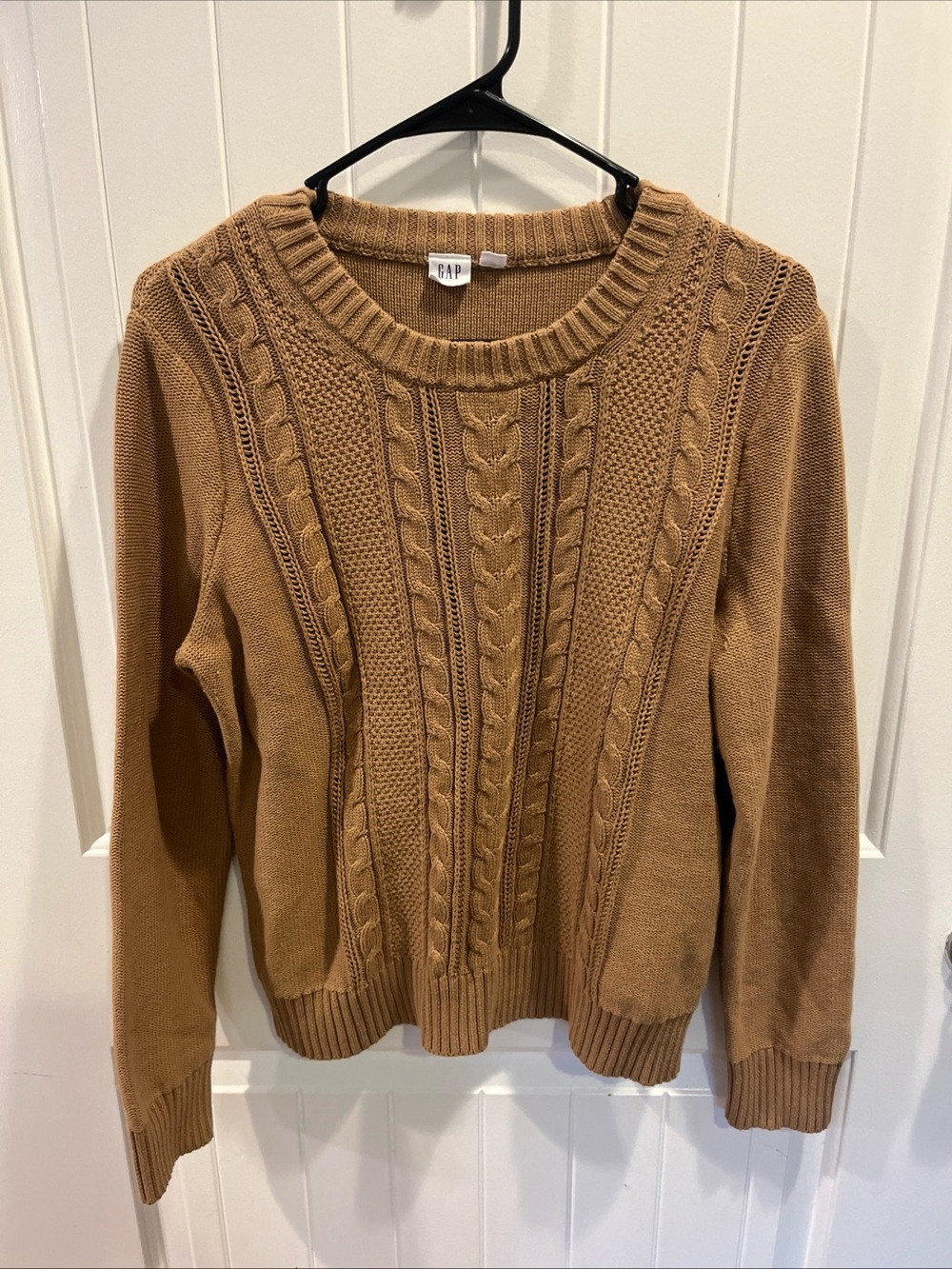 GAP Women's Cable Knit Crewneck Sweater - Camel Brown